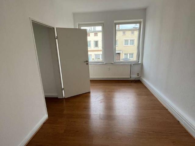 2 Zimmer Wohnung in Lübeck zu vermieten!