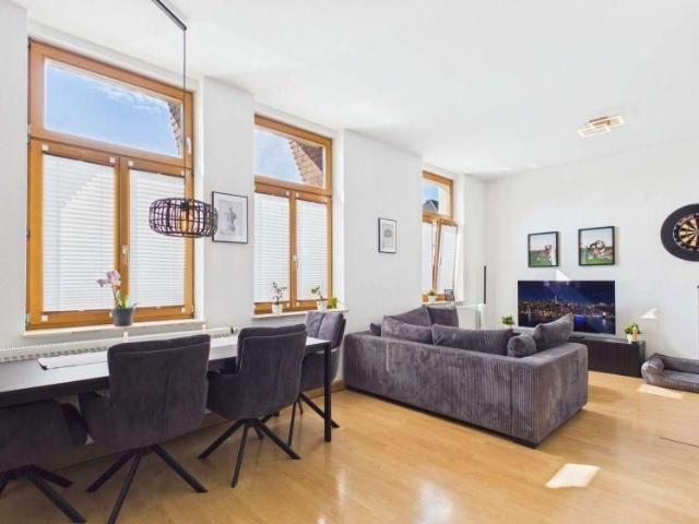 2 Zimmer Wohnung in ruhiger Lage von Treuen mit Stellplatz & Garten