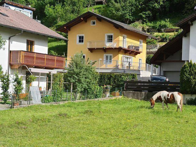 2 Zimmer Wohnung in ruhiger Lage mit Garage