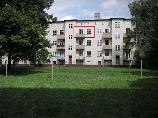2 Zimmer Wohnung in Stadtfeld, moderne EBK, saniertes Bad, Südbalkon, sehr gute Verkehrsanbindung