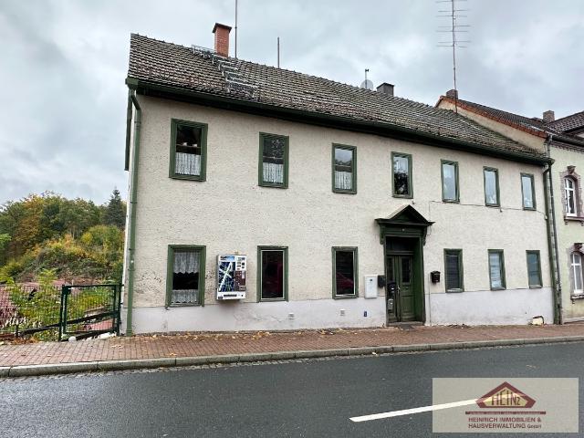 2 Zimmer Wohnung in Stadtroda, Geraer Str. 40 in Teilmöbliertem Zustand Heinrich Immobilien