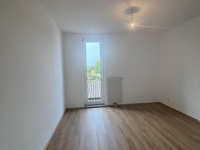 2 Zimmer Wohnung in Schwertberg mit Balkon und Parkplatz