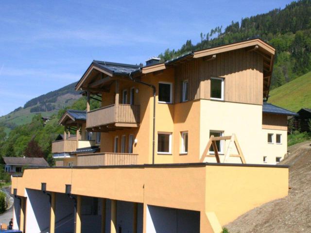 2 Zimmer Wohnung in Uttendorf mit Dachterrasse und Stellplatz
