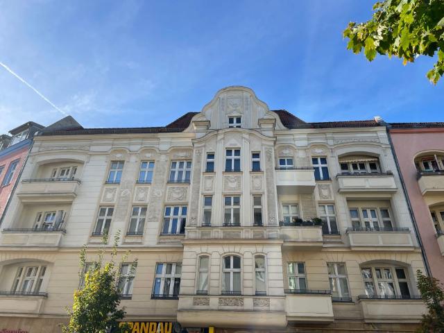 2 Zimmer Wohnung in Wilhelmstadt!