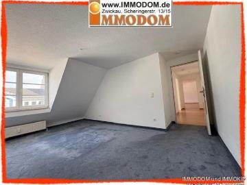 2 Zimmer Wohnung in Zwickau im Dachgeschoss und mit Personenaufzug
