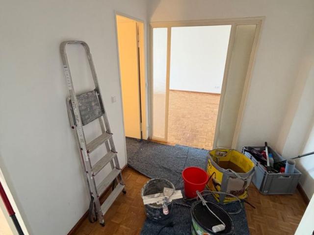 2 Zimmer Wohnung in zentraler Lage ab sofort!