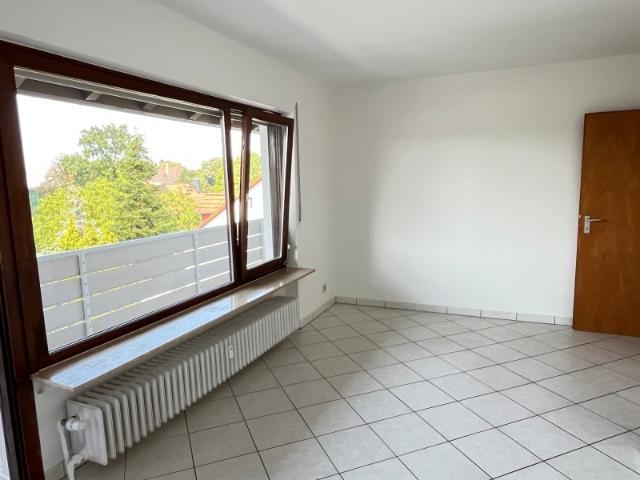 2 Zimmer Wohnung in zentraler Lage – HWH Immobilien