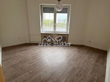 2 Zimmer Wohnung, stadtzentral, neue Küche, frisch renoviert, sofort verfügbar