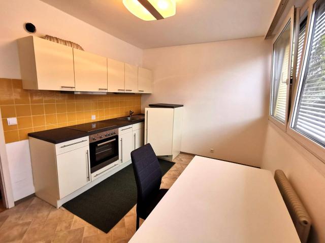 2 Zimmer Wohnung teilmöbliert top Lage