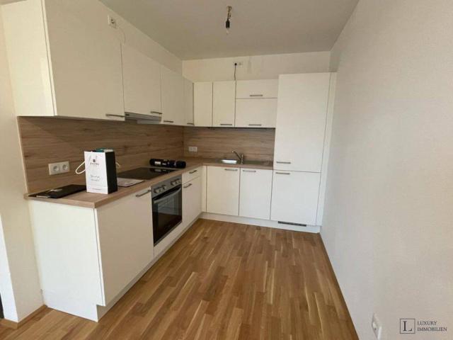 2 Zimmer Wohnung & Tiefgaragenplatz incl schöne Aussicht in begehrter Lage