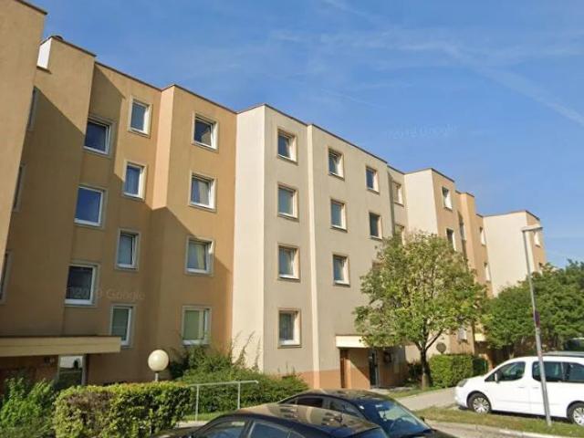 2 Zimmer Wohnung, Top 9