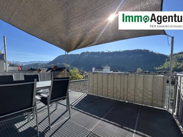 2 Zimmer Wohnung | Toplage | große Terrasse | saniert