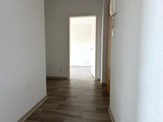 2 Zimmer Wohnung Übernahme von Küche & Möbeln möglich – Nachmieter gesucht!