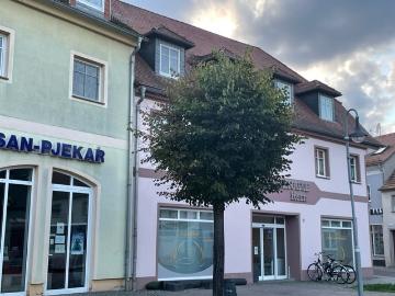 2 Zimmer Wohnung Wittichenau mit Balkon, 67 m², zentral gelegen
