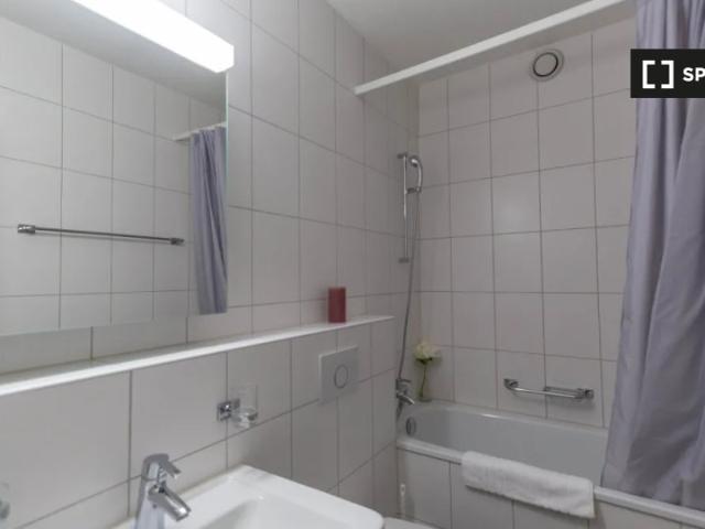 2 Zimmer Wohnung zu vermieten in Enge, Zürich