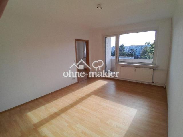 2 Zimmer Wohnung zu vermieten mit EBK und Balkon