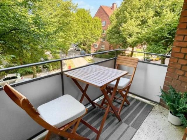 2 Zimmer Wohnung zur Zwischenmiete mit Balkon