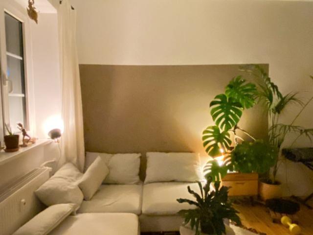 2 Zimmer Wohnung zur Zwischenmiete in Neukölln Schillerkiez am Tempelhofer Feld
