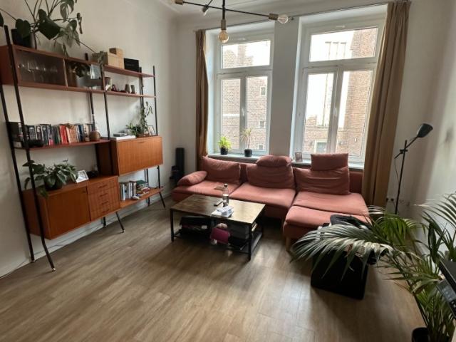 2 Zimmer Wohnung zur Zwischenmiete