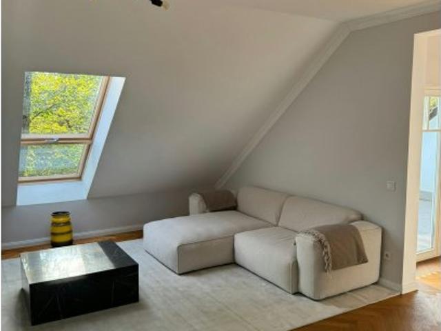 2 Zimmer Wohnung zur Miete in Düsseldorf