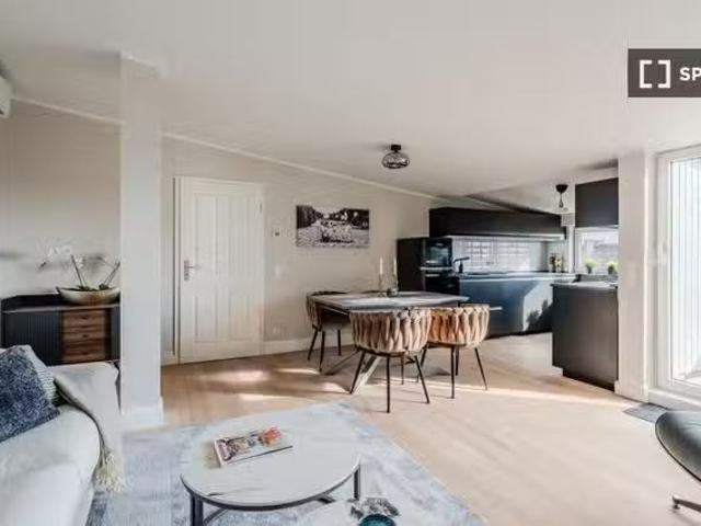 2 Zimmer Wohnung zur Miete in Berlin