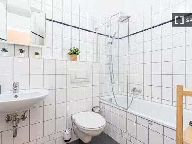 2 Zimmer Wohnung zur Miete in Berlin