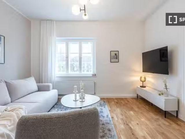 2 Zimmer Wohnung zur Miete in Berlin