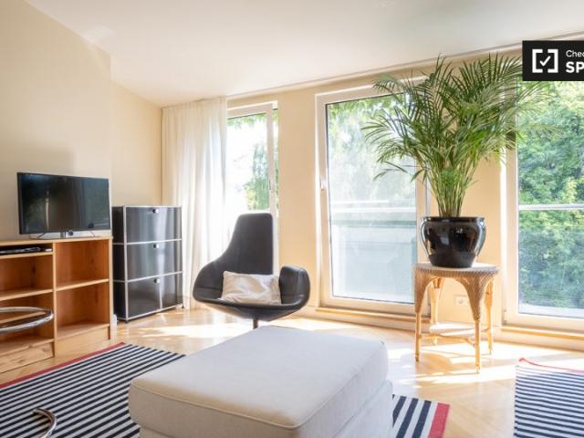 2 Zimmer Wohnung zur Miete in Berlin
