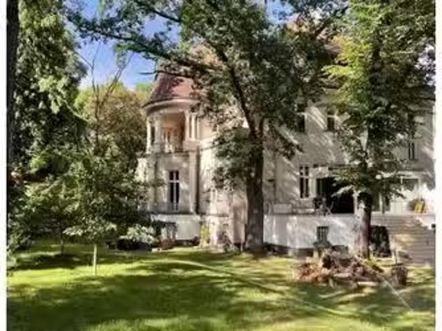 2 Zimmer Wohnung zur Miete in Berlin