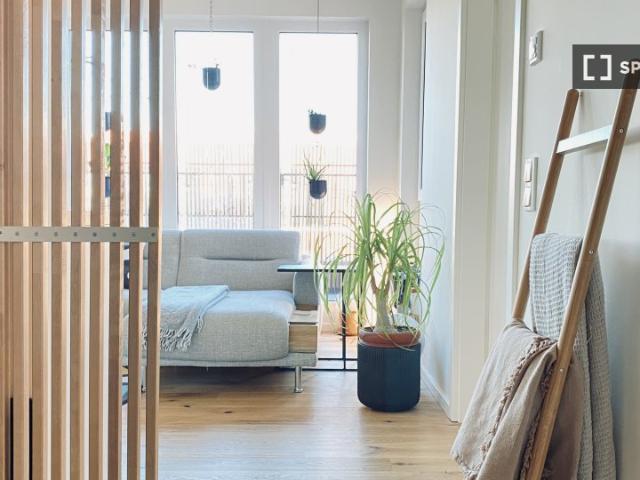 2 Zimmer Wohnung zur Miete in Berlin