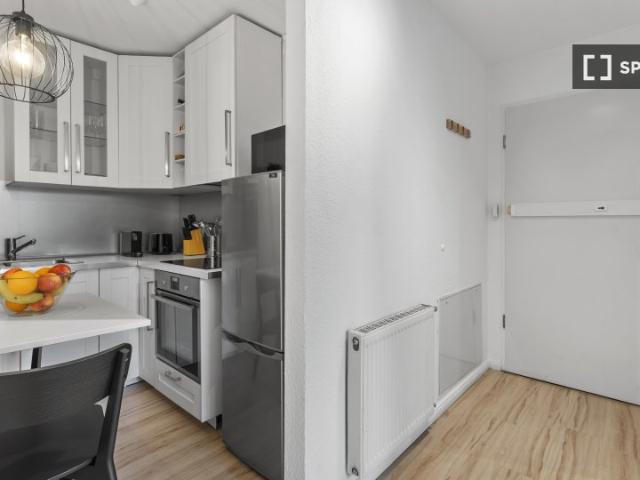 2 Zimmer Wohnung zur Miete in Berlin