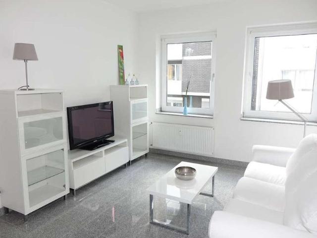 2 Zimmer Wohnung, ZENTRAL MÖBILIERT