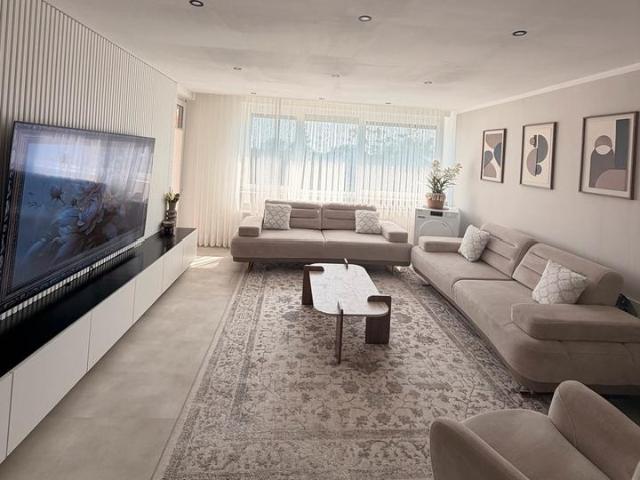 2 ZIMMER WOHNUNG