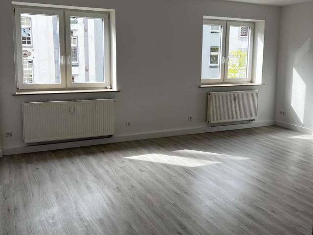 2 Zimmer Wohnung 1WZ/1SZ mit großer Wohnküche NO JOBCENTER
