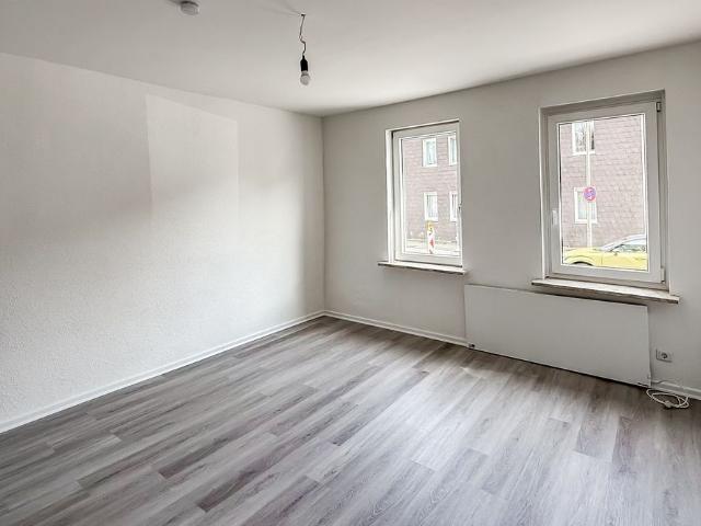 2 Zimmer – Zentrale Lage – Frisch renoviert