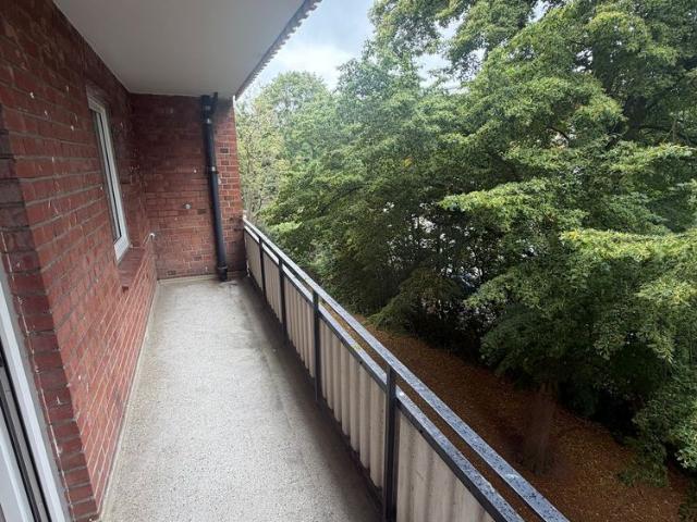2 Zimmer zum 30.04.2026 gek Mietintressent vorhanden