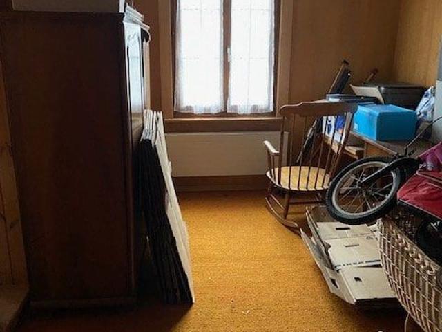 2 Zimmer als Abstellräume zu vermieten
