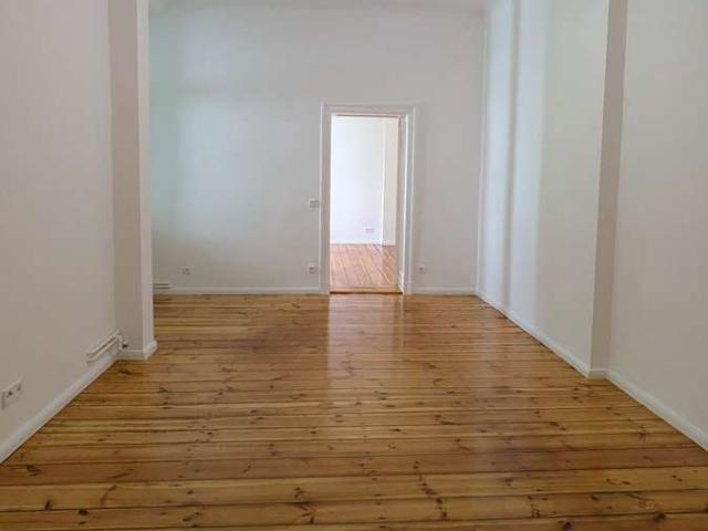 2 Zimmer Altbauwohnung am S Bhf. Hermannstraße