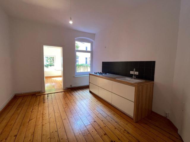 2 Zimmer Altbauwohnung an der Leibnitz Uni und Welfengarten / inklusive Küche
