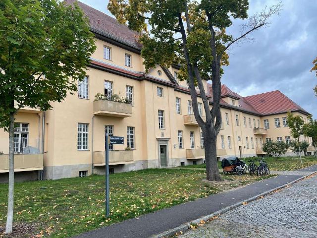 2 Zimmer Altbauwohnung in Berlin Buch inkl. KFZ Stellplatz!