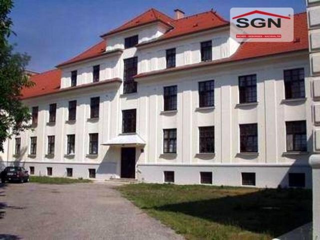 2 Zimmer Altbauwohnung