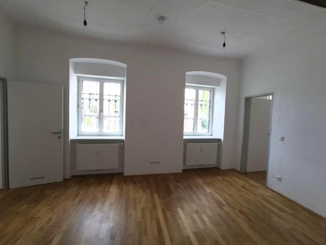 2 Zimmer Altbau Wohnung mit 47 m² Wfl. im Ortszentrum von Pichl bei Wels zu vermieten