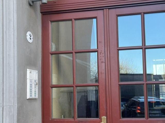 2 ZIMMER AM SONNENBERG, Wohnraum großzügig Sachsenallee gleich nebenan !