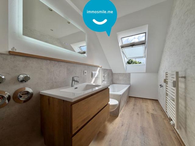 2 Zimmer • Balkon • Dachgeschoss • in Chemnitz • modern und neu • schnell sein und direkt mieten! ID: 3499