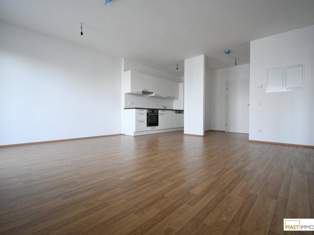 2 Zimmer Balkon Wohnung inkl. EWE Einbauküche direkt in Spillern Neubau Bj. 2019