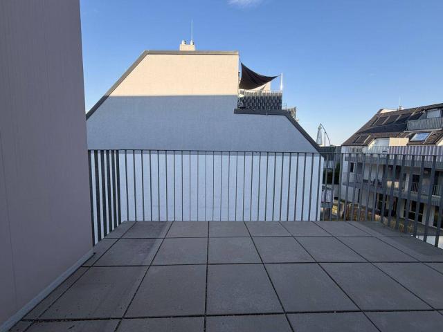 2 Zimmer Balkon Wohnung mit Abstellraum in Ruhelage | Nähe U1 Kagraner Platz