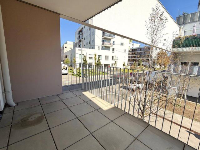 2 Zimmer Balkon Wohnung mit Abstellraum | Nähe U1 Kagraner Platz