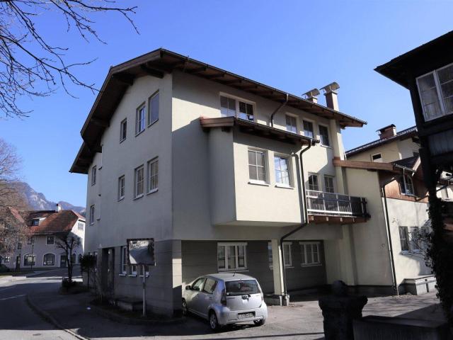 2 ZIMMER BALKON WOHNUNG MIT TIEFGARAGE