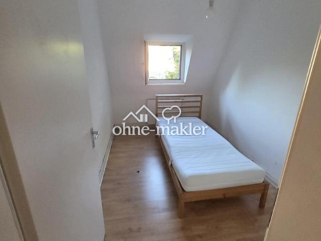 2 Zimmer Dachgeschosswohnung im schönen Wasserviertel
