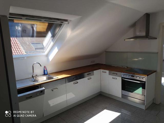 2 Zimmer Dachgeschosswohnung in Mannheim Neckarau